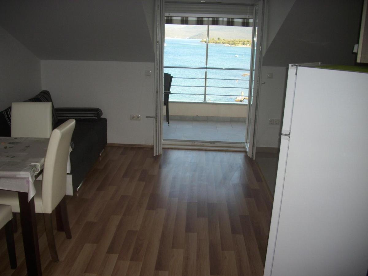 Apartments Kala Janjina Екстериор снимка