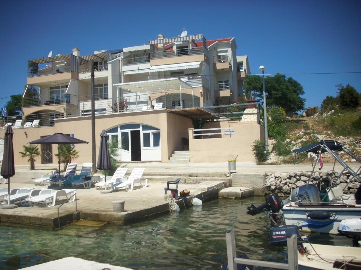 Apartments Kala Janjina Екстериор снимка