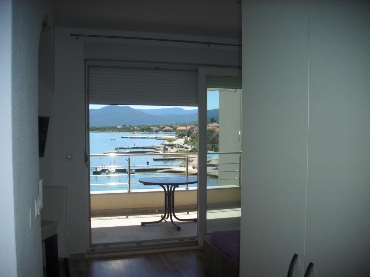 Apartments Kala Janjina Екстериор снимка