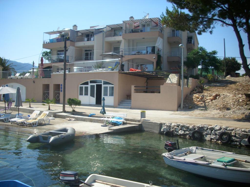 Apartments Kala Janjina Екстериор снимка