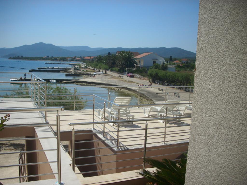 Apartments Kala Janjina Екстериор снимка